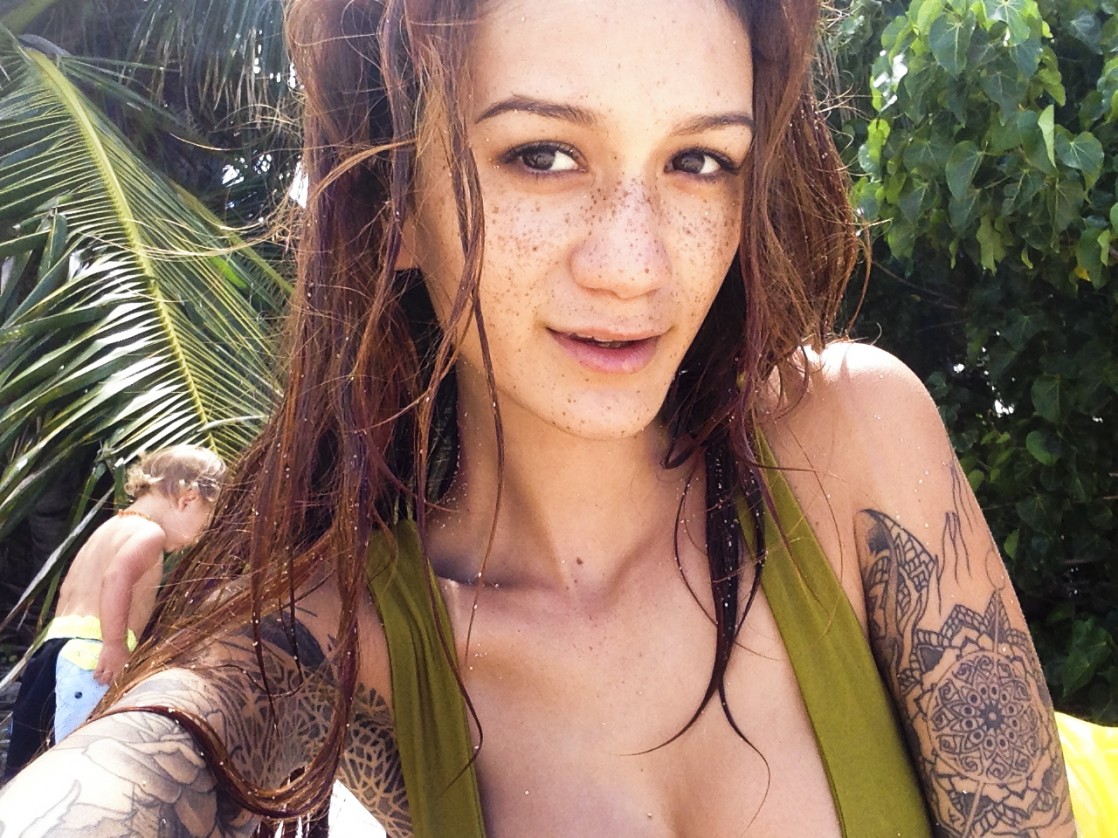 Jenah Yamamoto taking a selfie