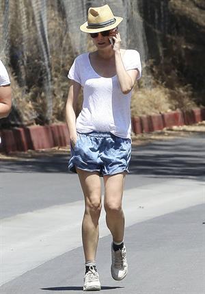 Diane Kruger Taking a Sunday stroll in Hollywood 11.08.13 