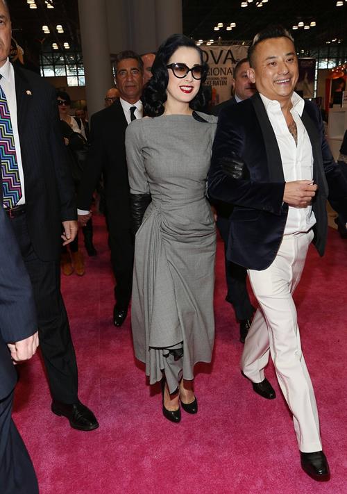 Dita Von Teese International Beauty Show (April 14, 2013) 