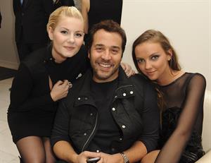 Elisha Cuthbert - Holt Renfrew celebrates new Calgary store -- Nov. 19, 2009