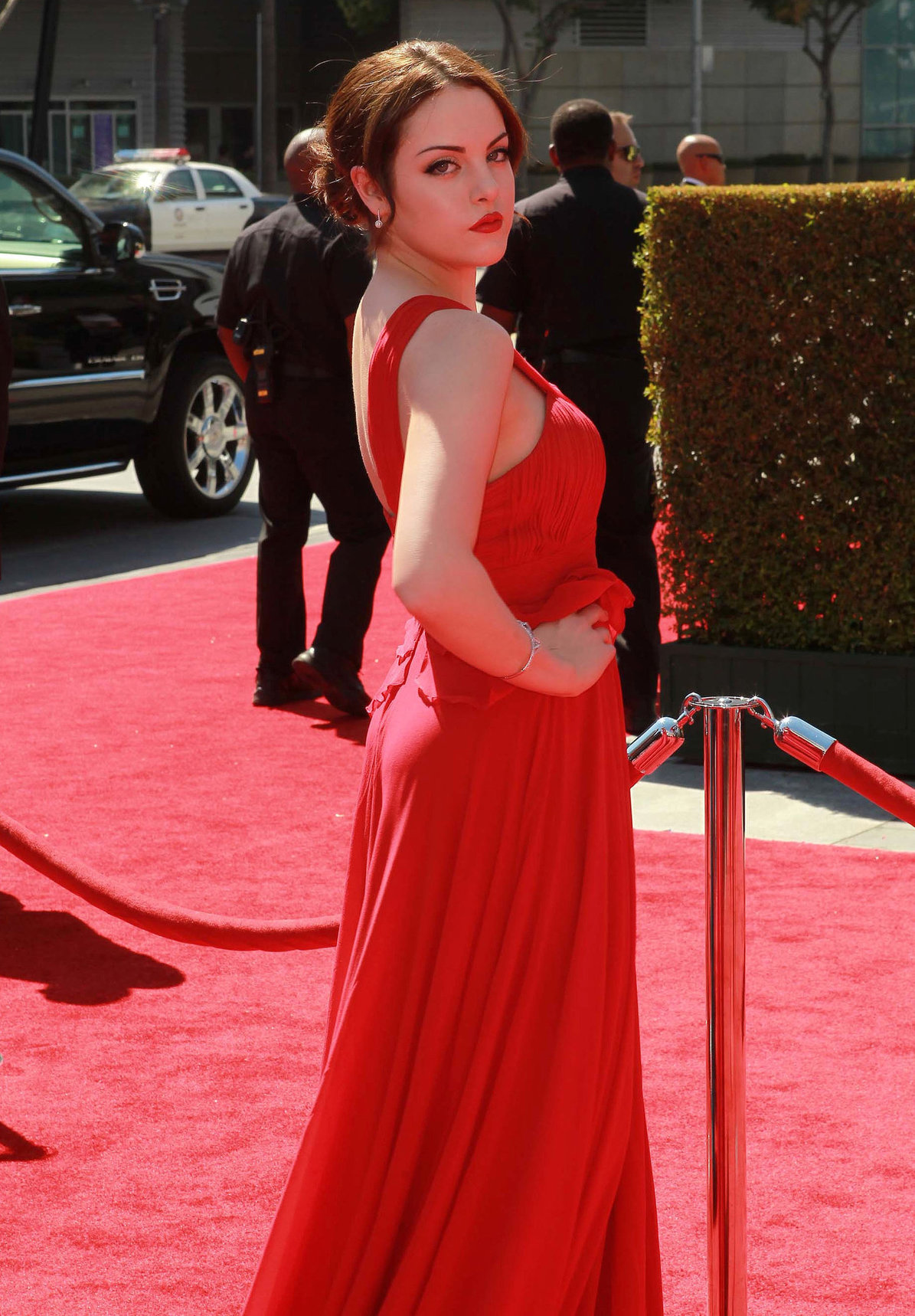Elizabeth Gillies - Primetime Emmy Awards in LA Sept 15, 2012