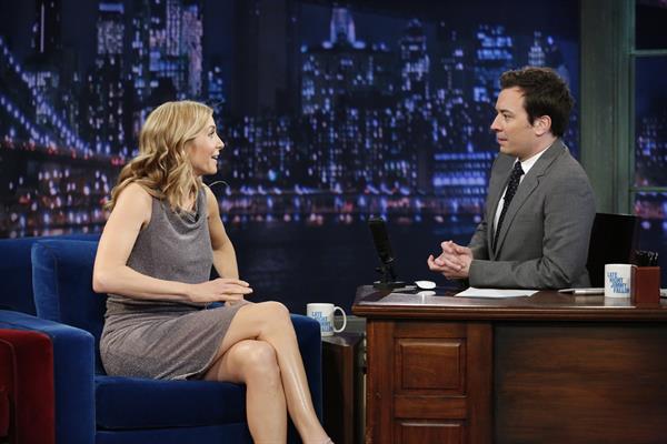 Elizabeth Mitchell on  Late Night With Jimmy Fallon  in New York, Mar. 22, 2013 