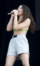 Eliza Doolittle - Olympic Torch Relay Coca-Cola Concert in London (July 26, 2012)