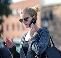 Emily VanCamp picks up some groceries at a Gelson's in LA October 6, 2012 