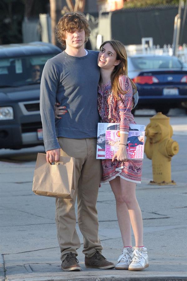 Emma Roberts - Steps out with boyfriend Evan Peters at Third Street in Los Angeles (28.05.2013) 