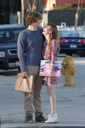 Emma Roberts - Steps out with boyfriend Evan Peters at Third Street in Los Angeles (28.05.2013) 