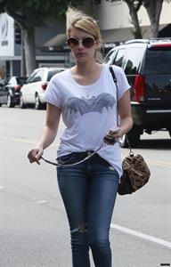 Emma Roberts Tight Jeans The Griddle Cafe And Rite Aid LA (10/09/12) 