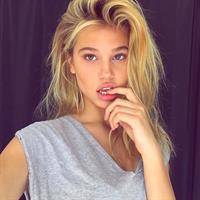 Meredith Mickelson taking a selfie