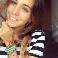 Talisa Loup taking a selfie