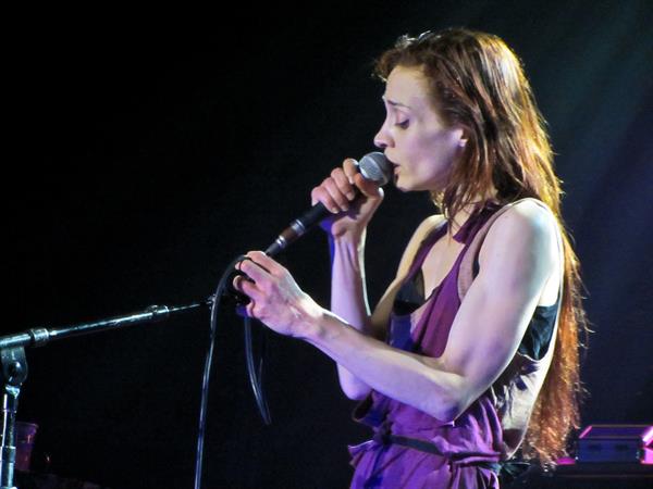 Fiona Apple - Performing at the Hollywood Palladium - July 29, 2012