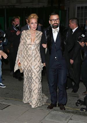 Gillian Anderson  Harper’s Bazaar Women of the Year Awards in London - October 31, 2012 