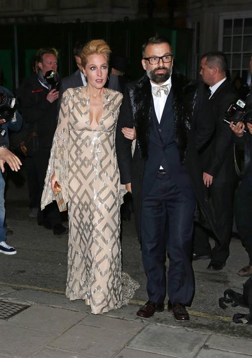 Gillian Anderson  Harper’s Bazaar Women of the Year Awards in London - October 31, 2012 