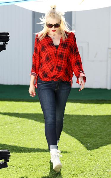 Gwen Stefani in Malibu 10/19/13  