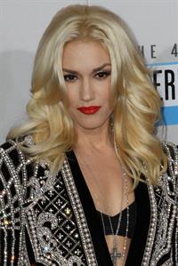 Gwen Stefani and No Doubt American Music Awards (November 18, 2012) 