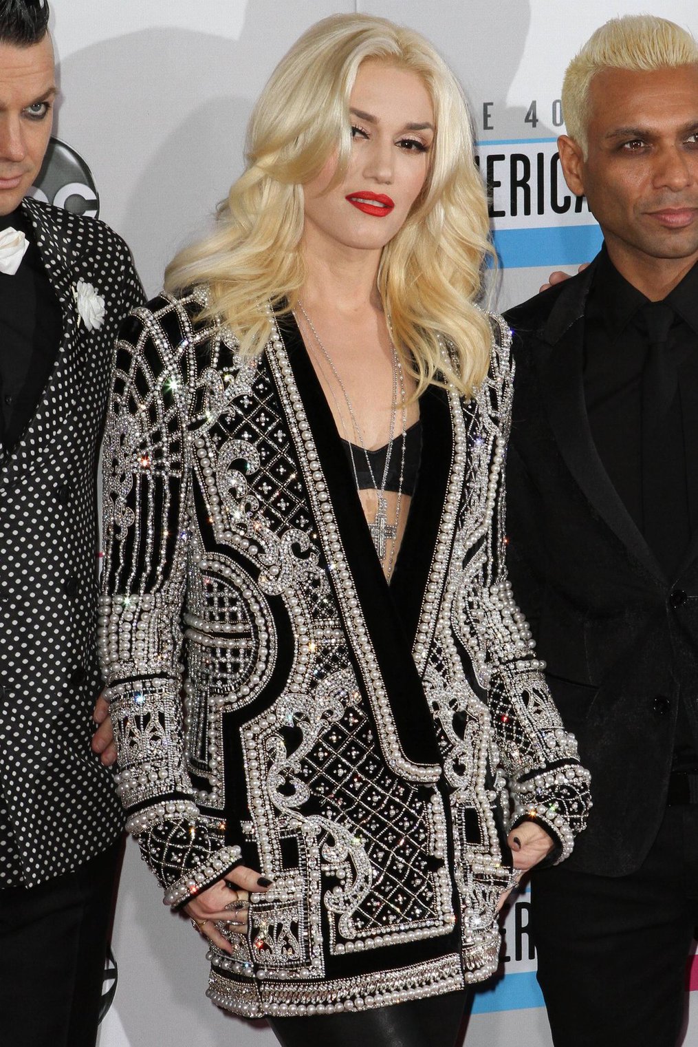 Gwen Stefani and No Doubt American Music Awards (November 18, 2012) 