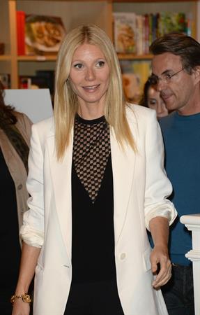 Gwyneth Paltrow Book signing at Williams-Sonoma in Beverly Hills on Apr. 5, 2013 