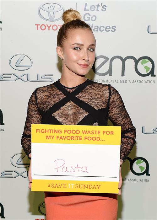 Hayden Panettiere 23rd annual Environmental Media Awards - Burbank - October 19, 2013 