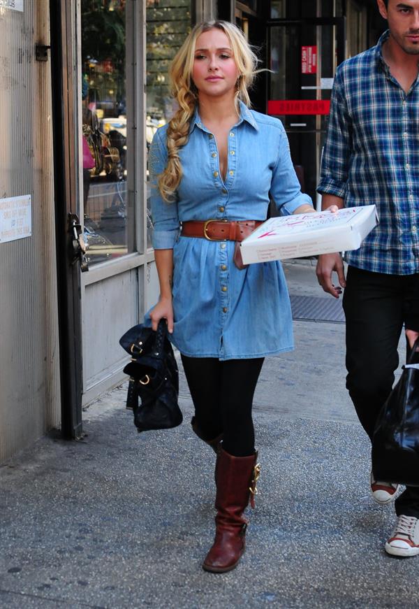 Hayden Panettiere out and about in NY 10/16/12 