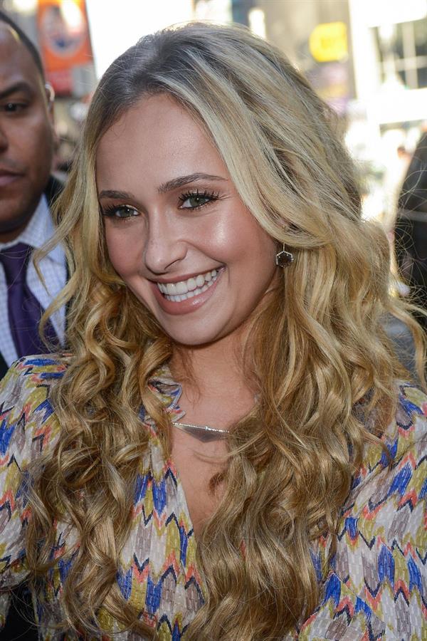 Hayden Panettiere leaves the  Good Morning America  taping October 16, 2012 