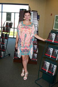 Heather Tom - Attends the book signing of 'The Young And The Restless Life Of William J. Bell' (July 8, 2012)