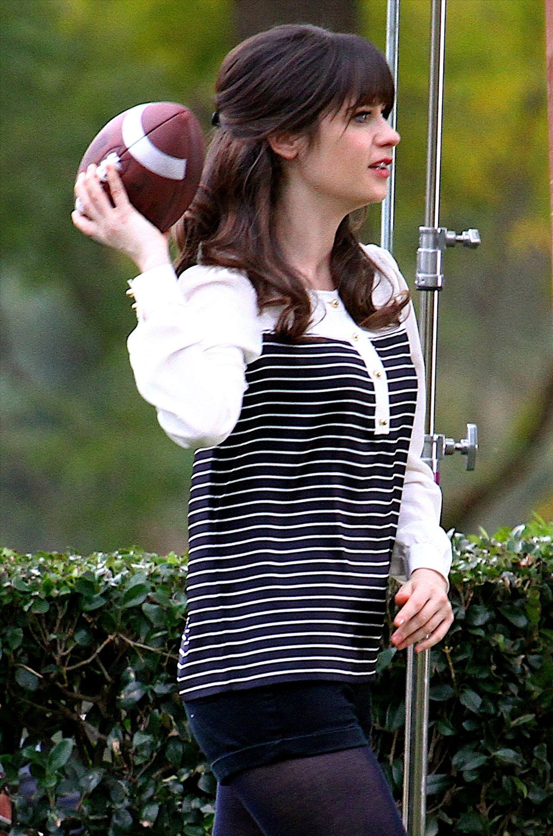 Zooey Deschanel Pictures Zooey Deschanel  New Girl  set candids in LA 1/23/13