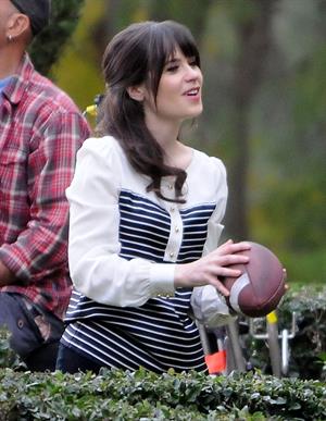 Zooey Deschanel  New Girl  set candids in LA 1/23/13  
