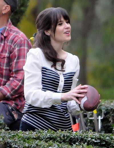 Zooey Deschanel  New Girl  set candids in LA 1/23/13  