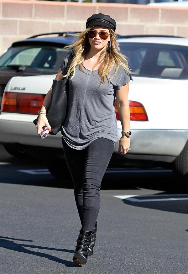 Hilary Duff candids in Santa Monica 11/1/13  