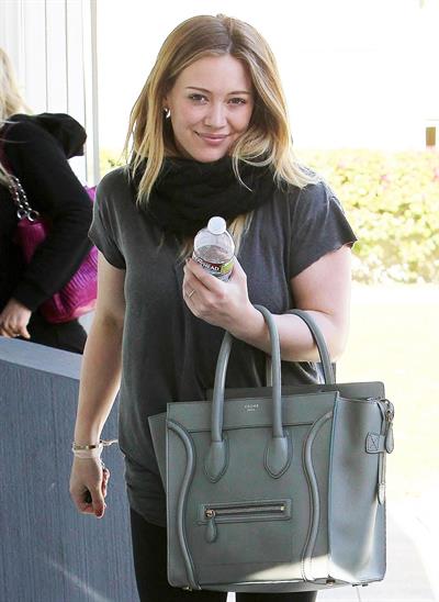 Hilary Duff – leaving pilates class in LA 1/15/13  