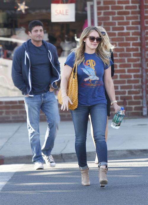 Hilary Duff Pictures Hilary Duff out and about in Los Angeles 1/8/13