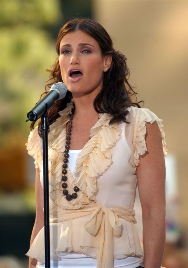 Idina Menzel