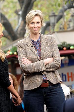 Jane Lynch Visits 'Etra' at The Grove in Los Angeles (December 4, 2012) 