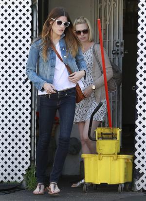 January Jones running errands on Melrose on June 14, 2011