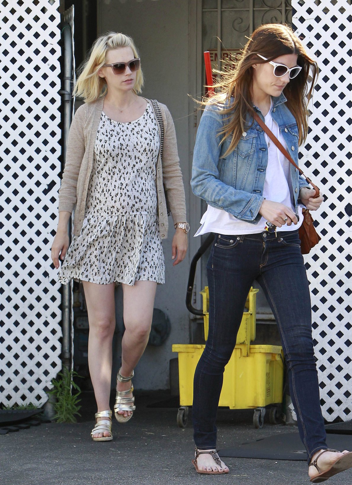 January Jones running errands on Melrose on June 14, 2011