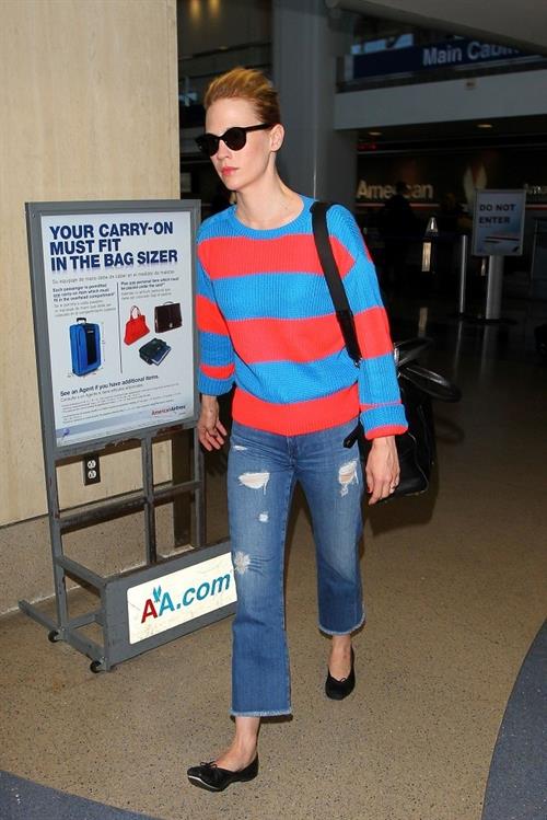 January Jones - Los Angeles International Airport (07.05.2013) 