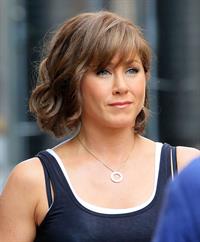 Jennifer Aniston - In a wig on the the set of Squirrels to the Nuts in New York City (19.07.2013) 
