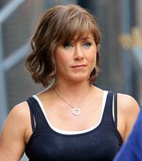Jennifer Aniston - In a wig on the the set of Squirrels to the Nuts in New York City (19.07.2013) 