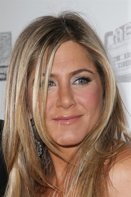 Jennifer Aniston 26th American Cinematheque Award Gala honoring Ben Stiller (November 15, 2012) 