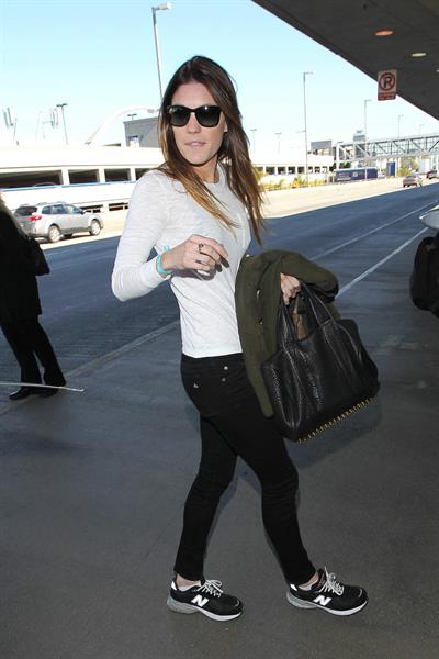 Jennifer Carpenter arrives at LAX to catch a flight out of town - January 21, 2013 