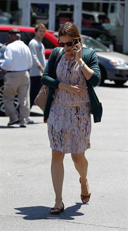 Jennifer Garner seen chatting away on her cellphone in Brentwood 