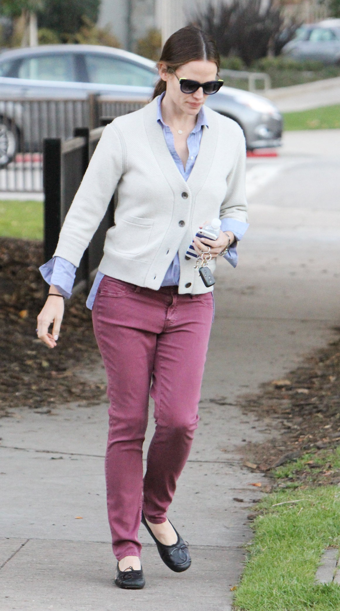 Jennifer Garner - Spotted in Los Angeles on January 30, 2013