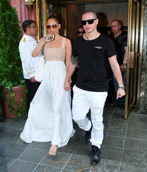 Jennifer Lopez dinner at Bubbys in New York City on July 24, 2012