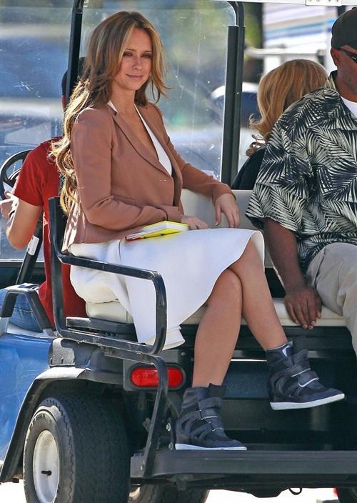 Jennifer Love Hewitt on the set of The Client List in Sherman Oaks February 1, 2013 