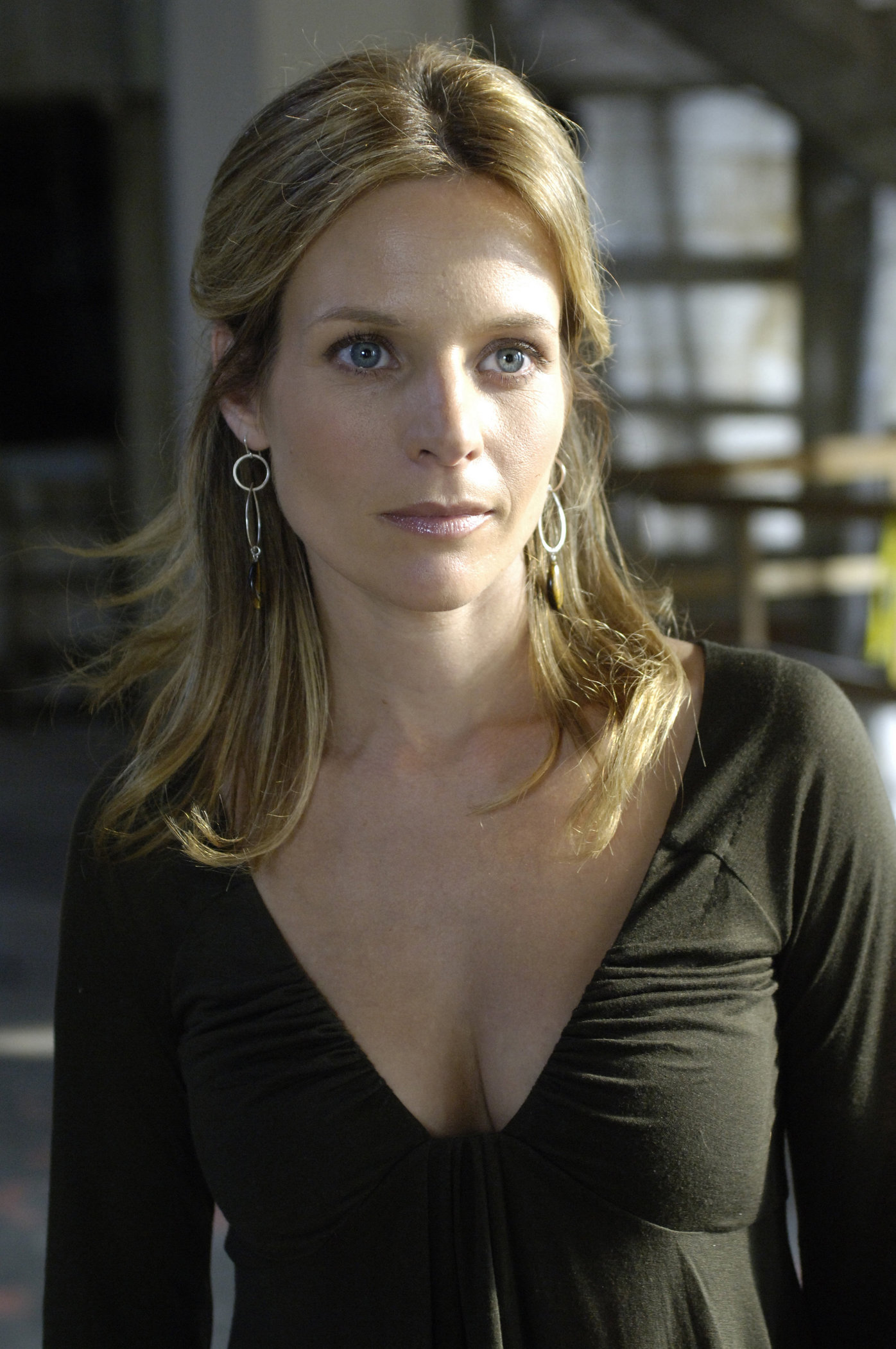 Jessalyn Gilsig. 