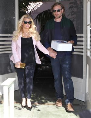 Jessica Simpson at The Ivy in Beverly Hills 2/14/13 