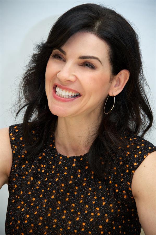 Julianna Margulies  The Good Wife  Press Conference (Sep 24, 2012) 