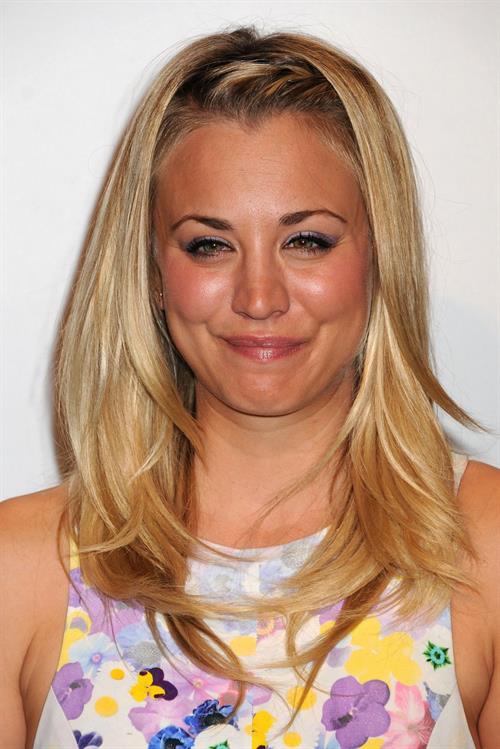 Kaley Cuoco People's Choice Awards 2013 Nomination Announcements (November 15, 2012) 