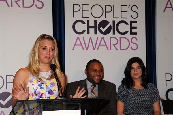 Kaley Cuoco People's Choice Awards 2013 Nomination Announcements (November 15, 2012) 