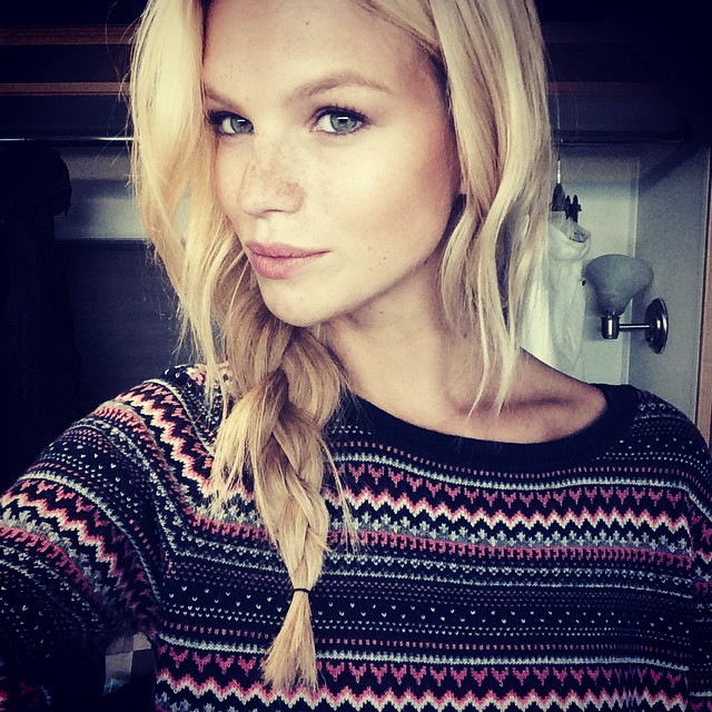 Nadine Leopold taking a selfie