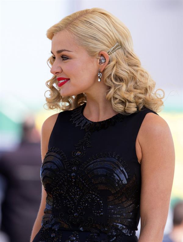 Katherine Jenkins Sings National Anthem during Grand National Day at Aintree Racecourse - Liverpool, Apr. 6, 2013 